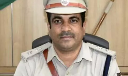 Karnataka : महिला एवं बाल विकास विभाग के खिलाफ नौकरी का वादा करके लाखों की ठगी Karnataka : महिला एवं बाल विकास विभाग के खिलाफ नौकरी का वादा करके लाखों की ठगी