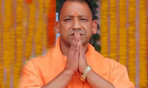 Yogi Adityanath ने बर्ड फ्लू के प्रकोप को रोकने के लिए सख्त कदम उठाने के आदेश दिए