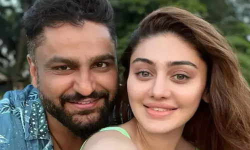 Parag Tyagi को 15 साल पहले पत्नी शेफाली जरीवाला से मुलाकात याद है Parag Tyagi को 15 साल पहले पत्नी शेफाली जरीवाला से मुलाकात याद है