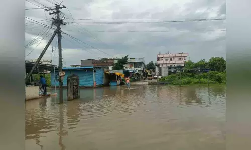 Mancherial और आसिफाबाद में भारी बारिश से सामान्य जनजीवन अस्त-व्यस्त