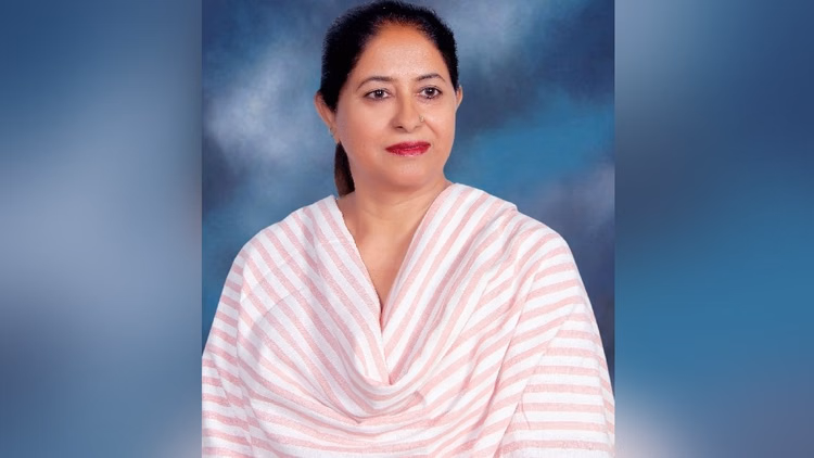 Chandigarh: पंजाब की महिला विधायक खनौरी हादसे में गंभीर रूप से घायल Chandigarh: पंजाब की महिला विधायक खनौरी हादसे में गंभीर रूप से घायल