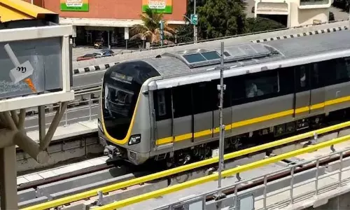 Bengaluru मेट्रो में यात्रियों की संख्या 10 लाख के पार, येलो लाइन पर ऐतिहासिक ऊंचाई Bengaluru मेट्रो में यात्रियों की संख्या 10 लाख के पार, येलो लाइन पर ऐतिहासिक ऊंचाई