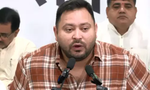 बिहार चुनाव: तेजस्वी यादव का आरोप, बीजेपी के लिए दो EPIC नंबर बिहार चुनाव: तेजस्वी यादव का आरोप, बीजेपी के लिए दो EPIC नंबर
