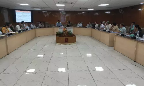 Jaipur: कृषि एवं उद्यानिकी विभाग की विभागीय योजनाओं की प्रगति की समीक्षा बैठक Jaipur: कृषि एवं उद्यानिकी विभाग की विभागीय योजनाओं की प्रगति की समीक्षा बैठक