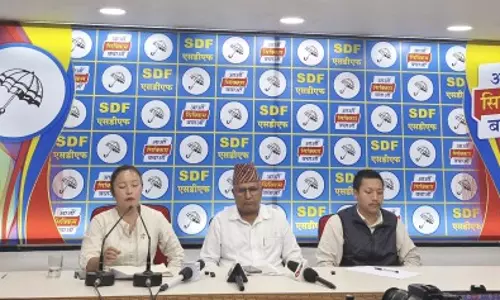 SDF ने एसकेएम पर राजनीतिक लाभ के लिए सार्वजनिक धन का दुरुपयोग करने का आरोप SDF ने एसकेएम पर राजनीतिक लाभ के लिए सार्वजनिक धन का दुरुपयोग करने का आरोप