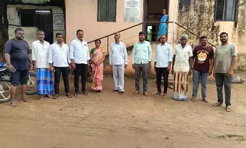 अधिकारियों ने गोदावरी जलग्रहण क्षेत्र के निवासियों को चेतावनी जारी की अधिकारियों ने गोदावरी जलग्रहण क्षेत्र के निवासियों को चेतावनी जारी की