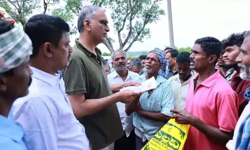 Harish Rao ने केंद्र और राज्य सरकार पर निशाना साधा
