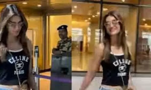 Kriti Sanon: क्यूट सेलीन टॉप और डेनिम में एयरपोर्ट स्वैग Kriti Sanon: क्यूट सेलीन टॉप और डेनिम में एयरपोर्ट स्वैग