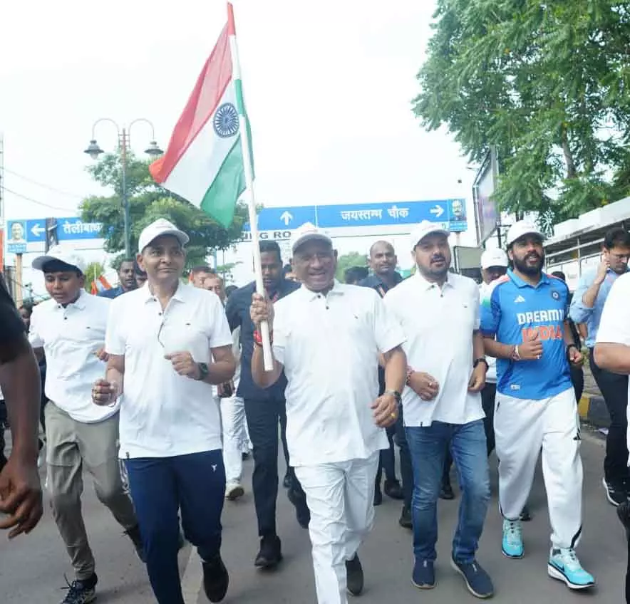 हमारा तिरंगा पूर्वजों के वर्षों के संघर्षों और बलिदान का जीवंत प्रतीक : CM साय हमारा तिरंगा पूर्वजों के वर्षों के संघर्षों और बलिदान का जीवंत प्रतीक : CM साय