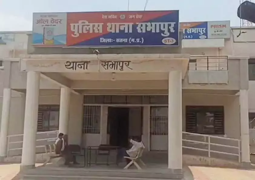 BREAKING: नशा तस्करी के कनेक्शन का बड़ा खुलासा, आरक्षक निलंबित BREAKING: नशा तस्करी के कनेक्शन का बड़ा खुलासा, आरक्षक निलंबित