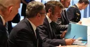 France, ब्रिटेन ईरान पर प्रतिबंध बहाल करने को तैयार France, ब्रिटेन ईरान पर प्रतिबंध बहाल करने को तैयार
