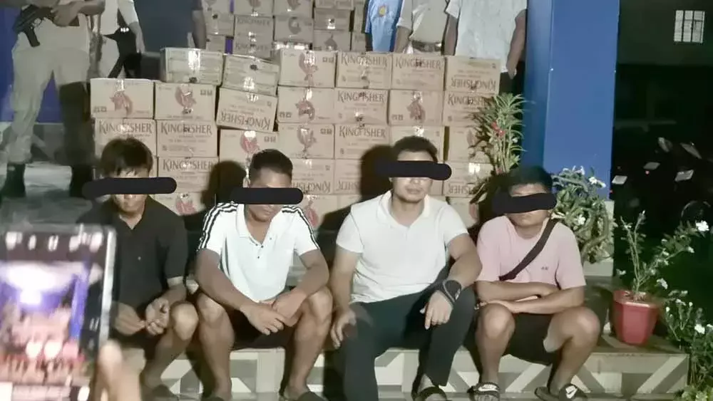 Nagaland : आईएमएफएल तस्करी के आरोप में 4 गिरफ्तार Nagaland : आईएमएफएल तस्करी के आरोप में 4 गिरफ्तार