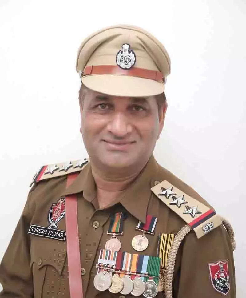 Ludhiana के इंस्पेक्टर सुरेश कुमार को स्वतंत्रता दिवस पर राष्ट्रपति पुलिस पदक से सम्मानित किया Ludhiana के इंस्पेक्टर सुरेश कुमार को स्वतंत्रता दिवस पर राष्ट्रपति पुलिस पदक से सम्मानित किया