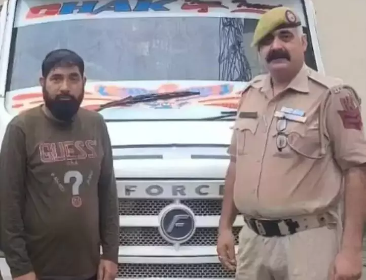 Jammu: जानीपुर में पुलिस ने हल किया सड़क हादसा केस Jammu: जानीपुर में पुलिस ने हल किया सड़क हादसा केस