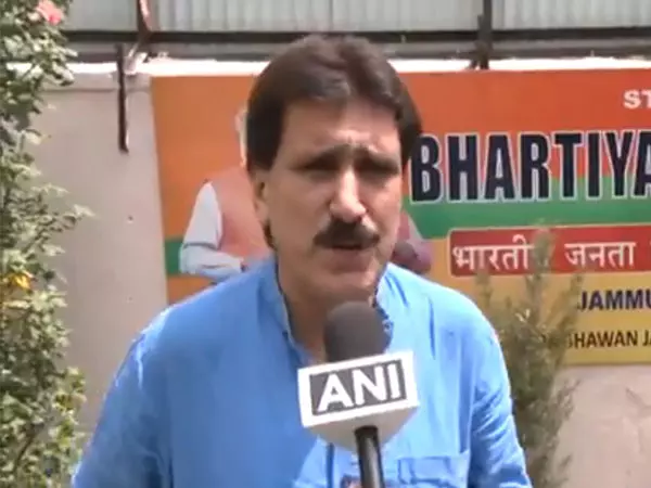 Altaf Thakur ने जम्मू-कश्मीर में राज्य का दर्जा बहाली पर कहा Altaf Thakur ने जम्मू-कश्मीर में राज्य का दर्जा बहाली पर कहा