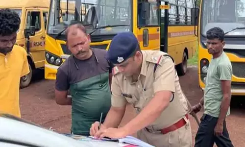 स्कूल ड्यूटी में लगी 106 बस ब्लैक लिस्टेड, ट्रैफिक पुलिस की कार्रवाई