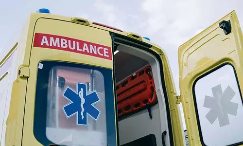 कराची में हवाई फायरिंग: स्वतंत्रता दिवस समारोह में 3 की मौत, 60 घायल कराची में हवाई फायरिंग: स्वतंत्रता दिवस समारोह में 3 की मौत, 60 घायल