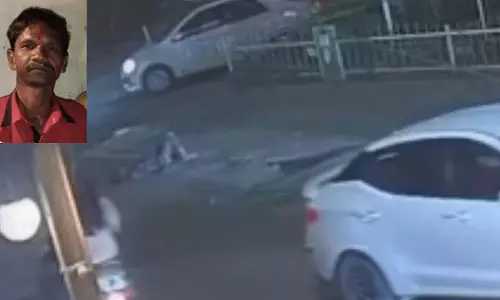 MP : इंदौर के रेडिसन के पास कार ने बेहोश व्यक्ति को कुचला, मौत MP : इंदौर के रेडिसन के पास कार ने बेहोश व्यक्ति को कुचला, मौत