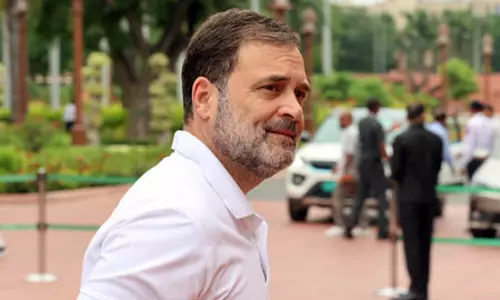 हम बिहार की धरती से वोट चोरी के खिलाफ सीधी लड़ाई छेड़ रहे हैं : राहुल गांधी हम बिहार की धरती से वोट चोरी के खिलाफ सीधी लड़ाई छेड़ रहे हैं : राहुल गांधी