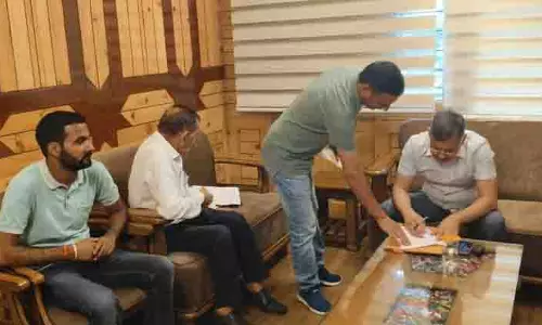धर्माणी ने NHAI से किया हमीरपुर-घुमारवीं हाईवे की मरम्मत का आग्रह धर्माणी ने NHAI से किया हमीरपुर-घुमारवीं हाईवे की मरम्मत का आग्रह