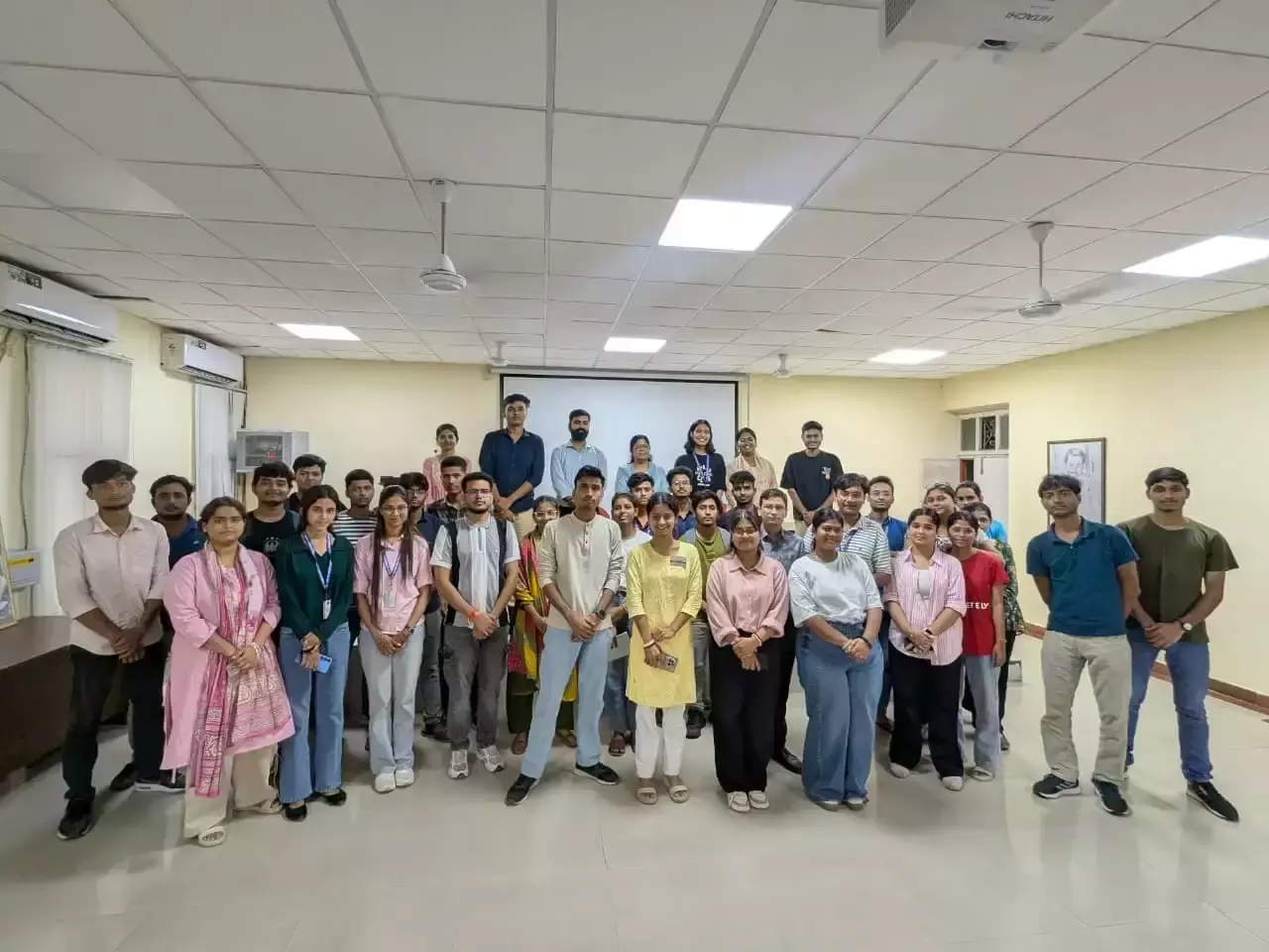 Kanpur: पत्रकारिता विभाग ने जीता स्टोरीटेलिंग प्रतियोगिता में प्रथम स्थान Kanpur: पत्रकारिता विभाग ने जीता स्टोरीटेलिंग प्रतियोगिता में प्रथम स्थान