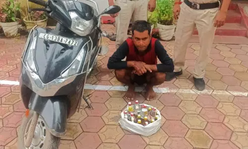 शराब की बड़ी खेप जब्त, कोचिया दबोचा गया