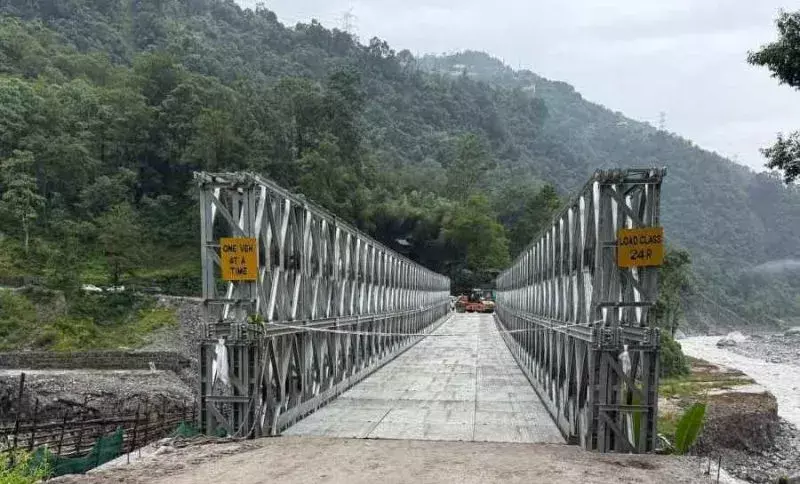 Sikkim: संपर्क बहाली की दिशा में कदम, तीस्ता नदी पर नया पुल चालू Sikkim: संपर्क बहाली की दिशा में कदम, तीस्ता नदी पर नया पुल चालू