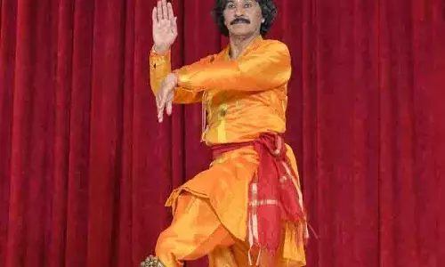 Pandit Gangani के कथक गायन ने शिमला के छात्रों को मंत्रमुग्ध कर दिया Pandit Gangani के कथक गायन ने शिमला के छात्रों को मंत्रमुग्ध कर दिया