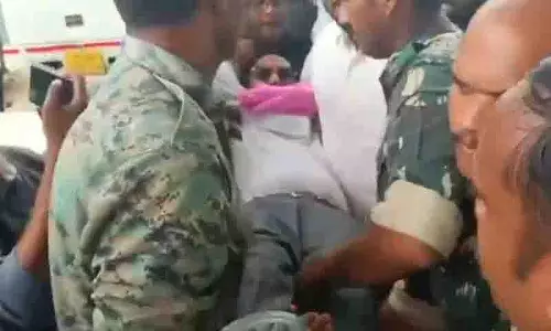हरीश राव ने पोडू किसानों का समर्थन करने वाले आरएस प्रवीण कुमार और BRS नेताओं की गिरफ्तारी की निंदा की हरीश राव ने पोडू किसानों का समर्थन करने वाले आरएस प्रवीण कुमार और BRS नेताओं की गिरफ्तारी की निंदा की