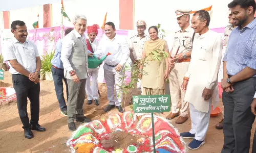 Jaipur: प्रशासनिक कार्यों में दक्षता, पारदर्शिता और त्वरित निस्तारण पर जोर