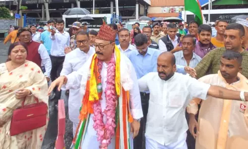 Sikkim : दार्जिलिंग और सिलीगुड़ी को अधिक समृद्ध, लचीला और प्रगतिशील बनाएंगे Sikkim : दार्जिलिंग और सिलीगुड़ी को अधिक समृद्ध, लचीला और प्रगतिशील बनाएंगे