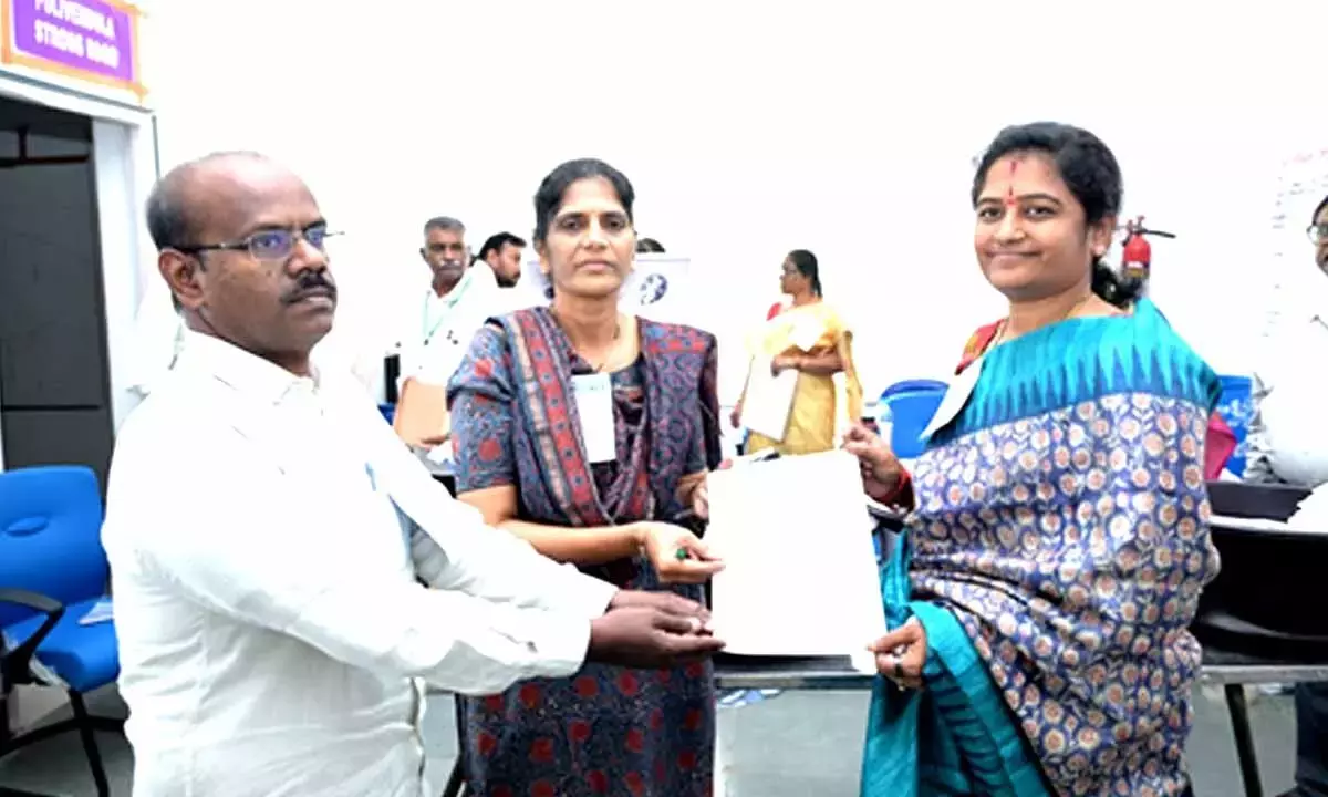TDP ने पुलिवेंदुला जेडपीटीसी को हराया, जगन के किले में सेंध लगाई