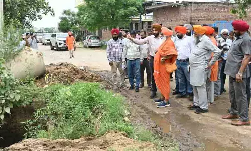 बुड्ढा दरिया में गोबर डालने से रोकने के लिए सख्त कदम उठाएं: Balbir Singh Seechewal बुड्ढा दरिया में गोबर डालने से रोकने के लिए सख्त कदम उठाएं: Balbir Singh Seechewal