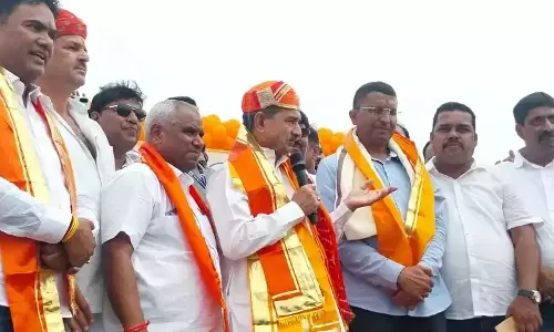 Chittorgarh: मदन राठौड़ ने उठाया सोनिया के वोटिंग मुद्दे पर सवाल Chittorgarh: मदन राठौड़ ने उठाया सोनिया के वोटिंग मुद्दे पर सवाल