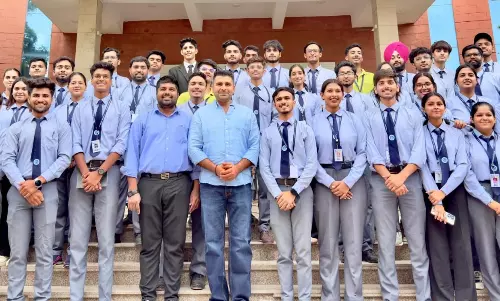 Barmer: वार्षिक उत्सव उद्गम 2025 में छात्र-छात्राओं ने बढ़ाया उत्साह Barmer: वार्षिक उत्सव उद्गम 2025 में छात्र-छात्राओं ने बढ़ाया उत्साह