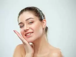 Beauty Tips: बेसन से दमकती बेजान त्वचा के लिए असरदार घरेलू उपाय Beauty Tips: बेसन से दमकती बेजान त्वचा के लिए असरदार घरेलू उपाय