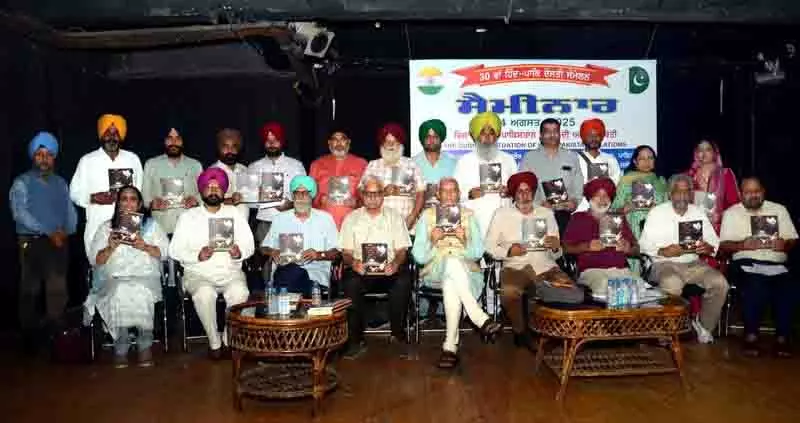 लोगों के बीच संपर्क के लिए खुली सीमाएं, करतारपुर कॉरिडोर: Hind Pak Dosti Manch लोगों के बीच संपर्क के लिए खुली सीमाएं, करतारपुर कॉरिडोर: Hind Pak Dosti Manch