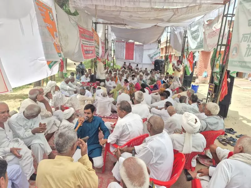 BJP, कांग्रेस सांसदों ने लोकसभा में भिवानी के किसानों के बीमा दावों का मुद्दा उठाया BJP, कांग्रेस सांसदों ने लोकसभा में भिवानी के किसानों के बीमा दावों का मुद्दा उठाया