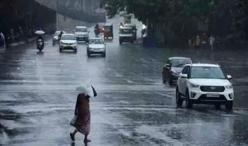 Hyderabad में भारी बारिश से राहत Hyderabad में भारी बारिश से राहत