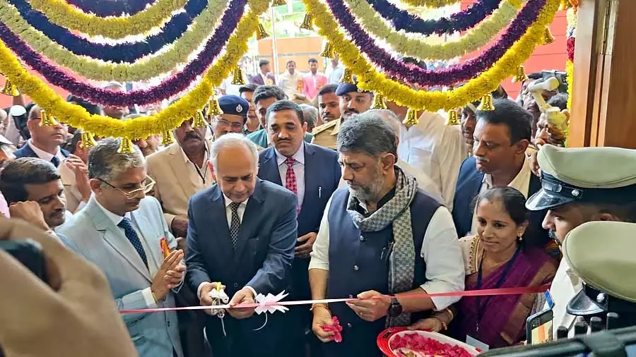 न्यायालय को समय के अनुरूप सुविधाओं की आवश्यकता: Justice Vibhu न्यायालय को समय के अनुरूप सुविधाओं की आवश्यकता: Justice Vibhu