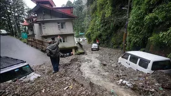 Shimla: रामपुर में महिला की हत्या, कुल्लू से एक लापता Shimla: रामपुर में महिला की हत्या, कुल्लू से एक लापता