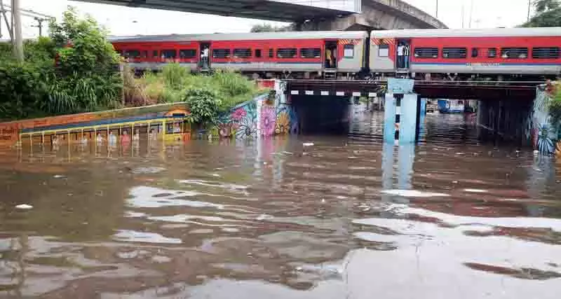 Jalandhar MC का दावा, भारी बारिश से खस्ताहाल नाले की पोल खुली Jalandhar MC का दावा, भारी बारिश से खस्ताहाल नाले की पोल खुली