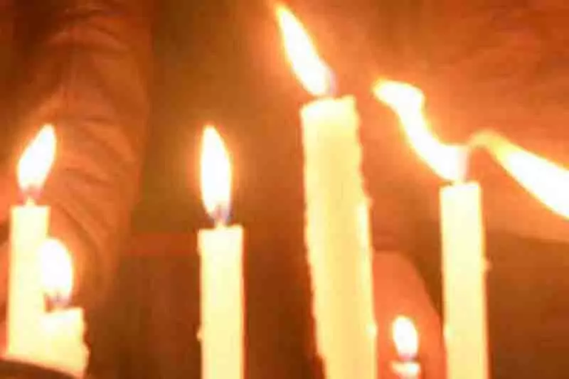 Chandigarh: कांग्रेस ने ‘चुनावी गड़बड़ियों’ के खिलाफ कैंडल मार्च निकाला Chandigarh: कांग्रेस ने ‘चुनावी गड़बड़ियों’ के खिलाफ कैंडल मार्च निकाला