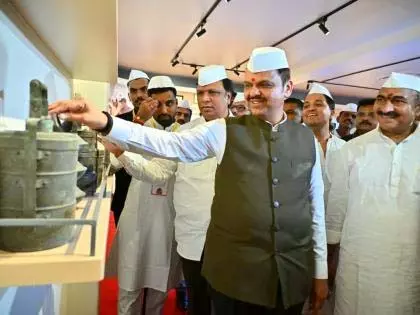 Dabbawala brothers के लिए 25.50 लाख में 500 वर्ग फुट का घर Dabbawala brothers के लिए 25.50 लाख में 500 वर्ग फुट का घर