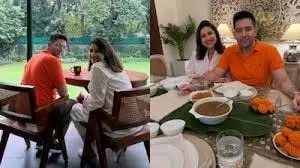 आज़ादी के जश्न में Parineeti और Raghav की जोड़ी ने बढ़ाया रंग आज़ादी के जश्न में Parineeti और Raghav की जोड़ी ने बढ़ाया रंग