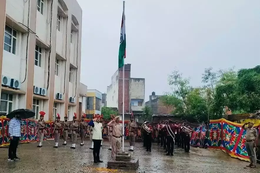 Kathua: जिला न्यायालय कठुआ में स्वतंत्रता दिवस के अवसर पर उत्साह Kathua: जिला न्यायालय कठुआ में स्वतंत्रता दिवस के अवसर पर उत्साह
