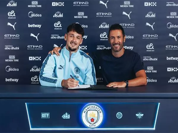 जेम्स ट्रैफर्ड ने मैनचेस्टर सिटी में वापसी और Ederson के उनके खेल पर प्रभाव के बारे में खुलकर बात की जेम्स ट्रैफर्ड ने मैनचेस्टर सिटी में वापसी और Ederson के उनके खेल पर प्रभाव के बारे में खुलकर बात की