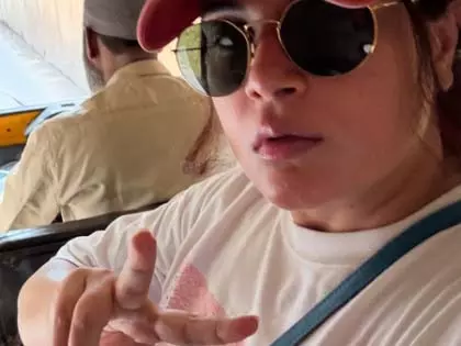 Richa Chadha: हमने दुनिया को शांति और लोकतंत्र का रास्ता दिखाया Richa Chadha: हमने दुनिया को शांति और लोकतंत्र का रास्ता दिखाया