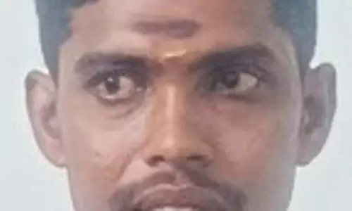 Tamil Nadu : महिला की अश्लील तस्वीरें लेने के आरोप में क्लर्क गिरफ्तार Tamil Nadu : महिला की अश्लील तस्वीरें लेने के आरोप में क्लर्क गिरफ्तार