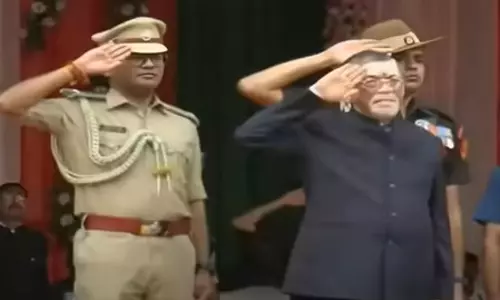 रांची में तिरंगा फहराने के बाद बोले राज्यपाल संतोष गंगवार, झारखंड में नक्सल हिंसा में 75 फीसदी कमी आई